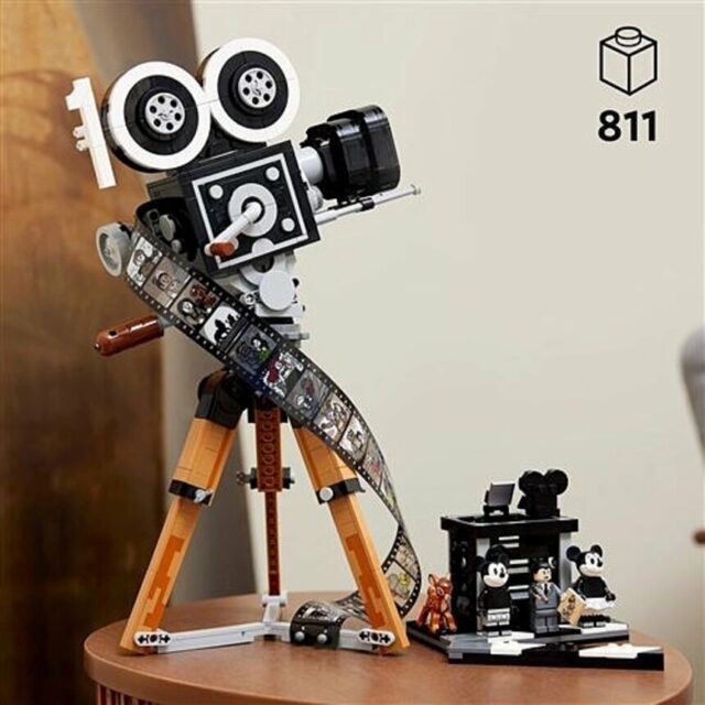 LEGO 43230 Walt Disney Camera Tribute