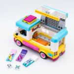 Review LEGO Friends 41681 Forest Camper Van and Sailboat