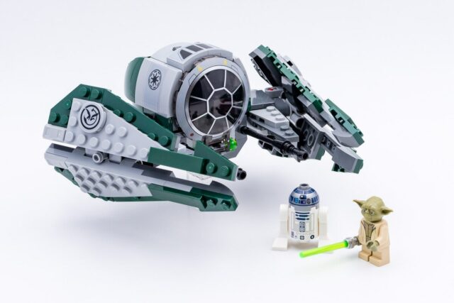 Review LEGO Star Wars 75360 Yoda's Jedi Starfighter