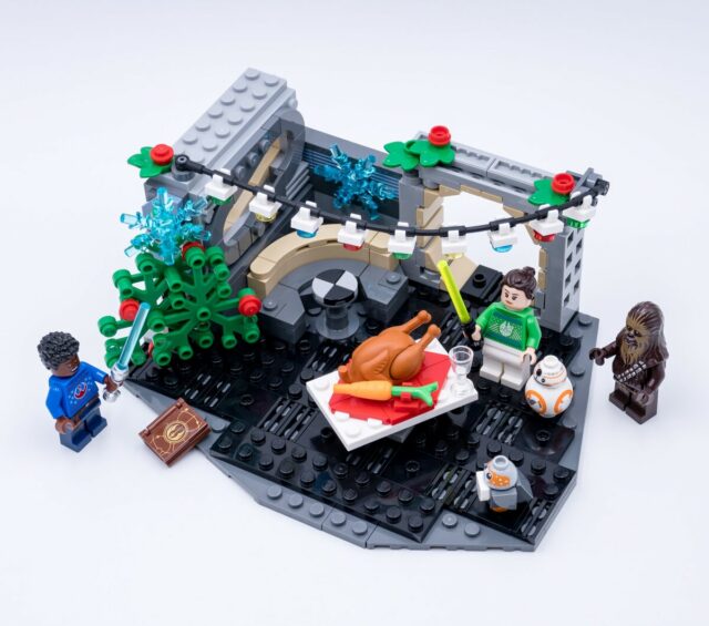 Review LEGO Star Wars 40658 Millenium Falcon Holiday Diorama