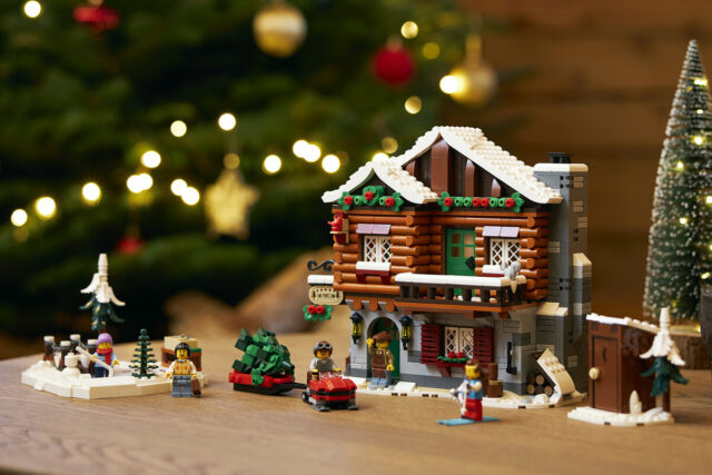 LEGO Icons 10325 Alpine Lodge Winter Village 2023