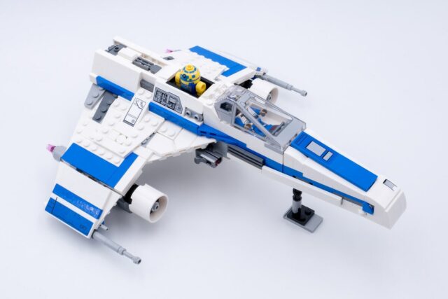 Review LEGO Star Wars 75364 New Republic E-wing vs. Shin Hati's Starfighter