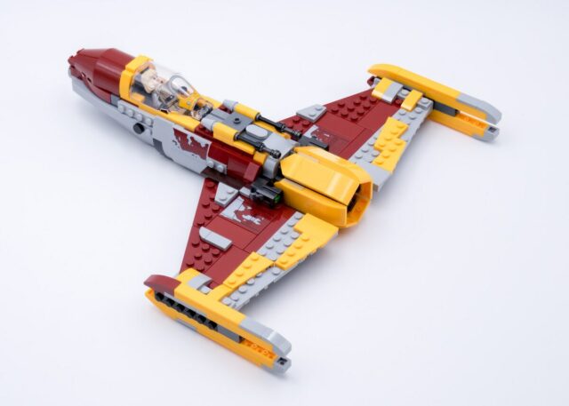 Review LEGO Star Wars 75364 New Republic E-wing vs. Shin Hati's Starfighter