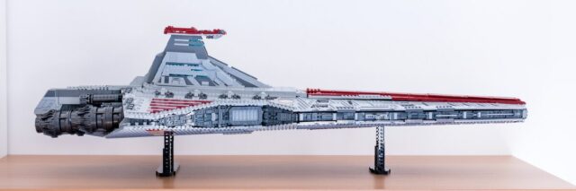 Review LEGO Star Wars 75367 Venator-Class Republic Attack Cruiser Ultimate Collector Series