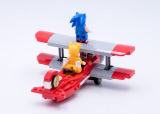 Review LEGO Sonic 76991 Tails' Workshop and Tornado Plane