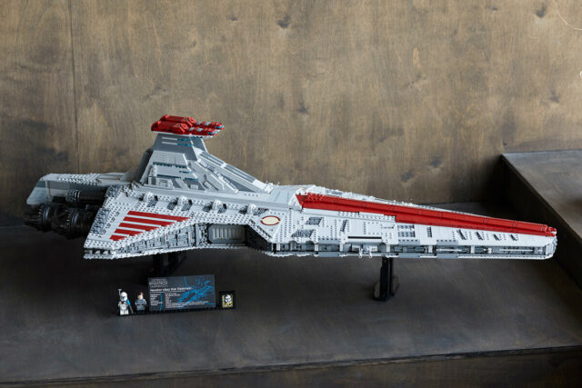 LEGO Star Wars 75367 Venator-Class Republic Attack Cruiser UCS