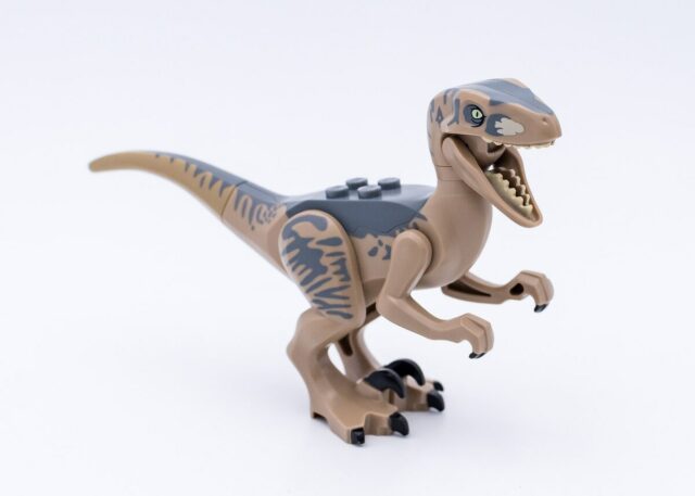 LEGO Jurassic Park 76957 Velociraptor Escape