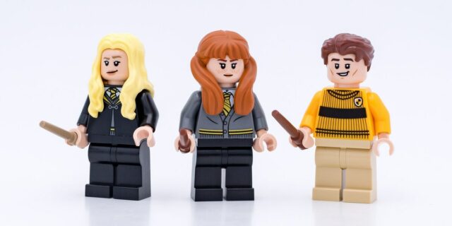 LEGO 76412 Hufflepuff House Banner