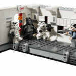 LEGO Star Wars 75387 Boarding the Tantive IV