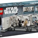 LEGO Star Wars 75387 Boarding the Tantive IV