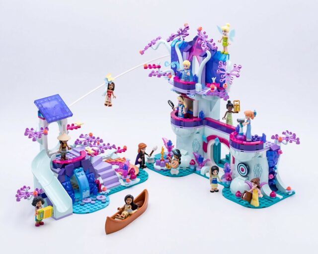 Review LEGO Disney 43215 Magical Treehouse