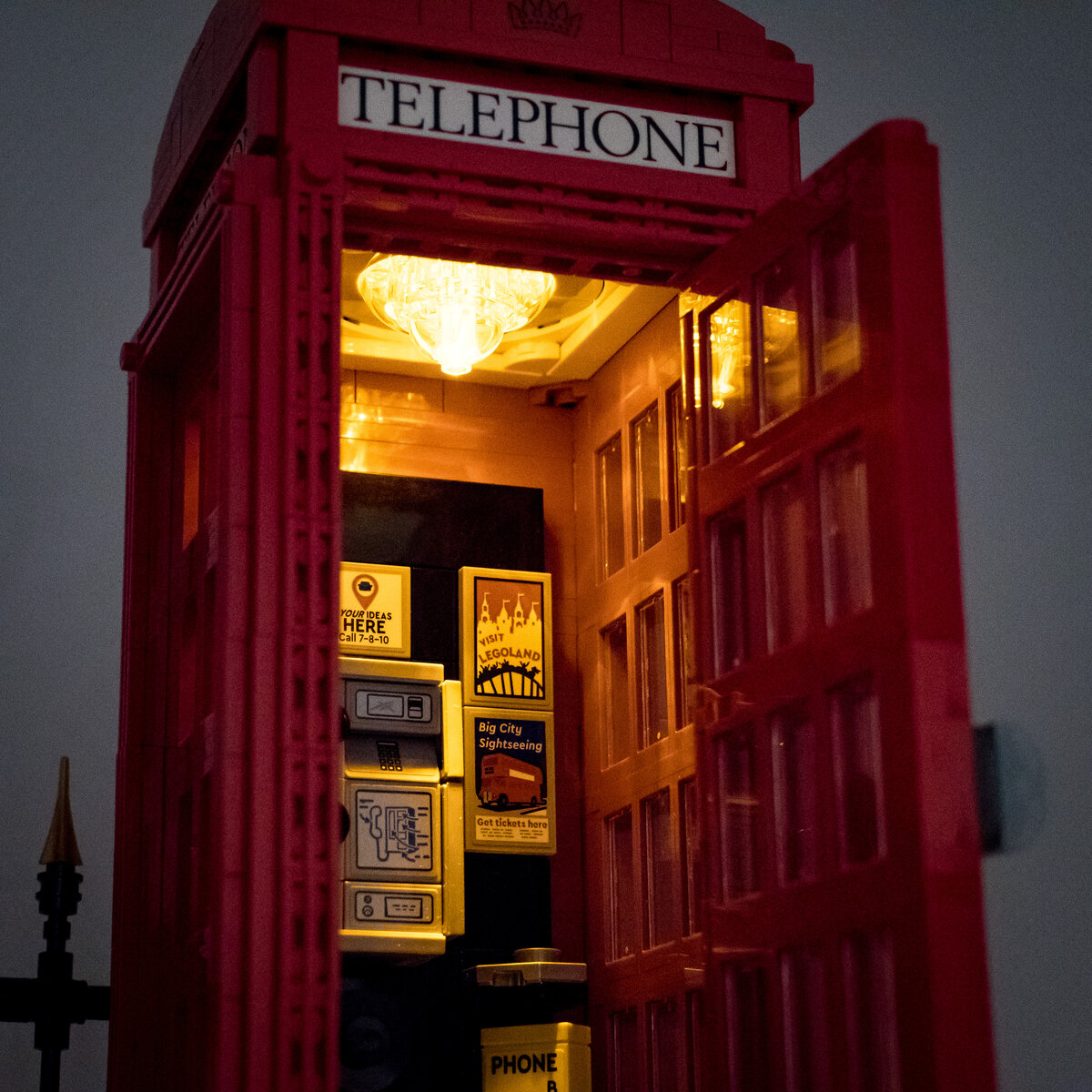 LEGO Ideas 21347 Red London Telephone Box : l'annonce officielle