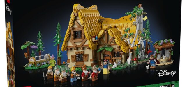 LEGO Disney 43242 Snow White and the Seven Dwarfs Cottage