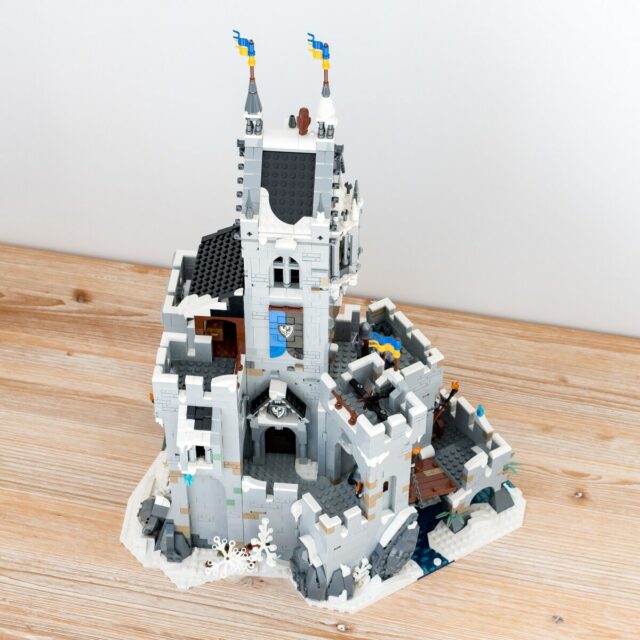 Review LEGO Bricklink Designer Program Series 1 : Mountain Fortress