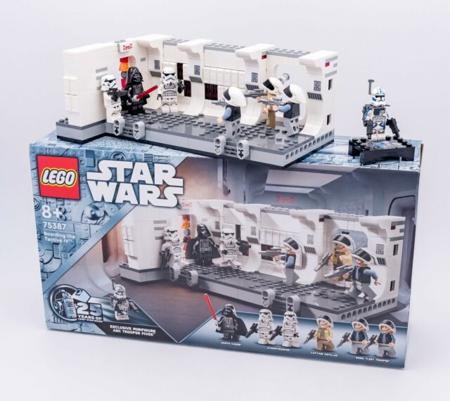 Review LEGO Star Wars 75387 Boarding the Tantive IV