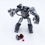 Review LEGO Marvel 76277 War Machine Mech Armor