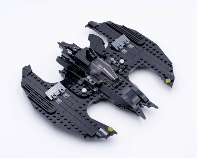 Review LEGO DC Comics 76265 Batwing: Batman vs. The Joker