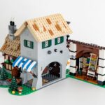 Review LEGO Icons 10332 Medieval Town Square