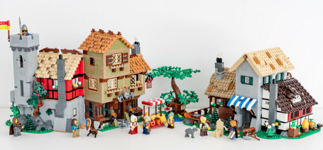 Review LEGO Icons 10332 Medieval Town Square