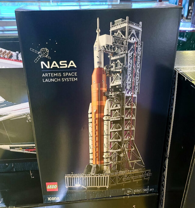 LEGO Icons 10341 NASA Artemis Space Launch System