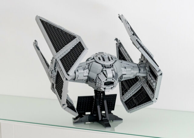 Review LEGO Star Wars 75382 TIE Interceptor UCS