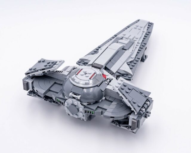 Review LEGO Star Wars 75383 Darth Maul's Sith Infiltrator