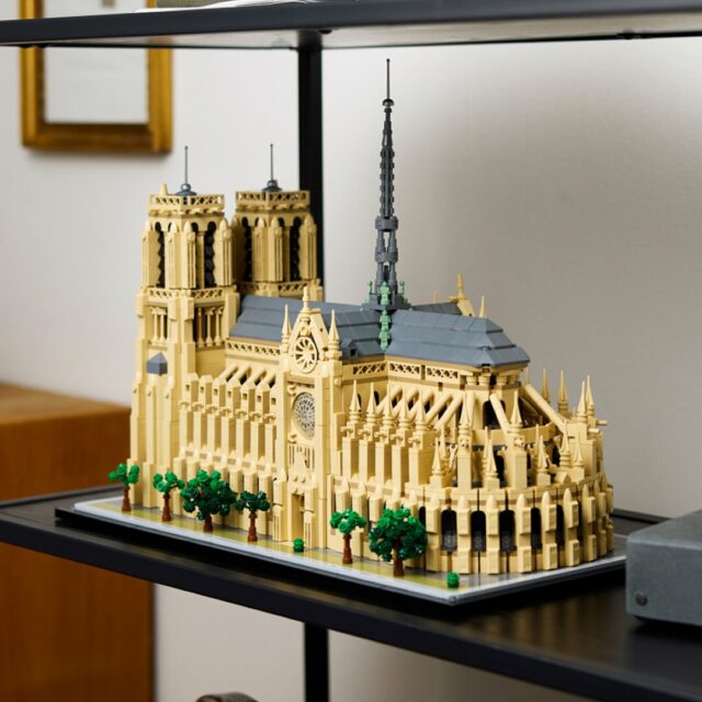 LEGO Architecture 21061 Notre-Dame de Paris