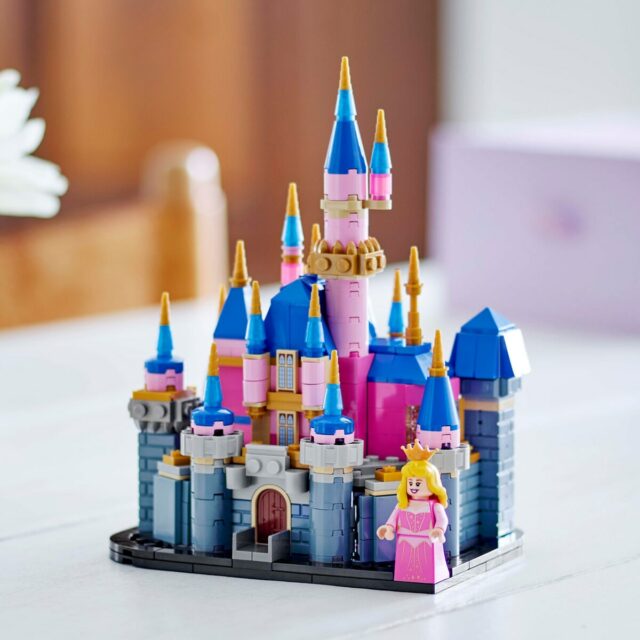 LEGO Disney 40720 Mini Disney Sleeping Beauty Castle