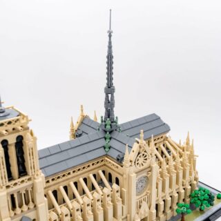 Review LEGO Architecture 21061 Notre-Dame de Paris