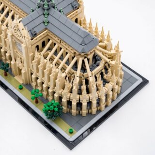 Review LEGO Architecture 21061 Notre-Dame de Paris