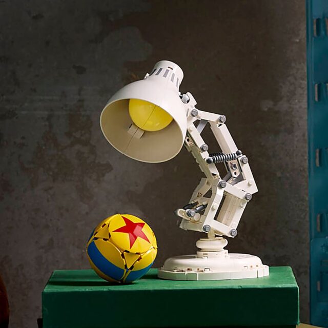 LEGO Ideas 21357 Disney Pixar Luxo Jr.