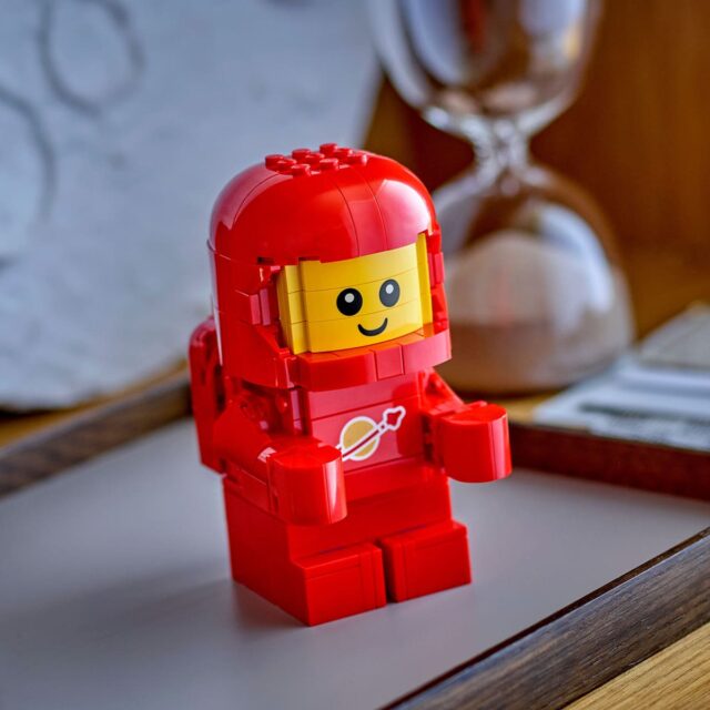 LEGO 40767 Up-Scaled Baby Astronaut