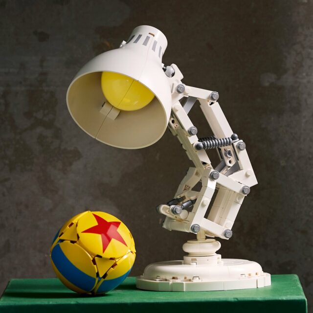 LEGO Ideas 21357 Disney Pixar Luxo Jr.