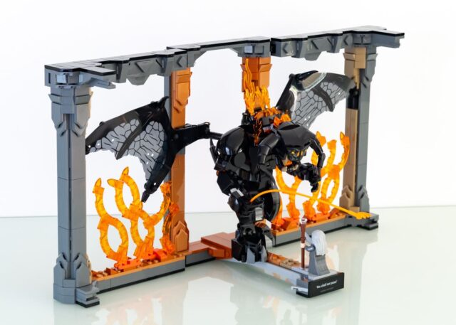 Review LEGO Icons 10367 The Lord of the Rings: Balrog Book Nook