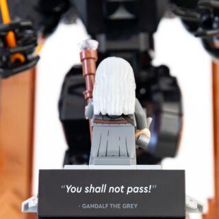 Review LEGO Icons 10367 The Lord of the Rings: Balrog Book Nook