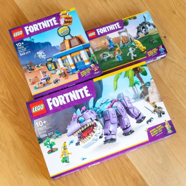 Review LEGO Fortnite 2025 : 77075 Peely's Camp and Sparkplug, 77076 Durr Burger Restaurant et 77077 Klombo