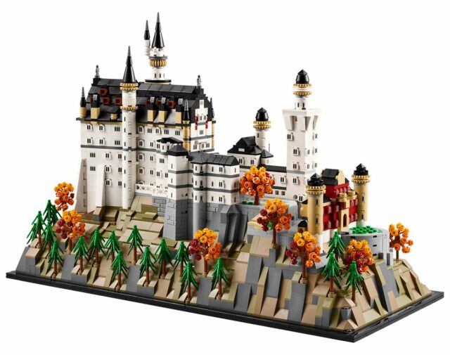 LEGO Architecture 21063 Neuschwanstein Castle