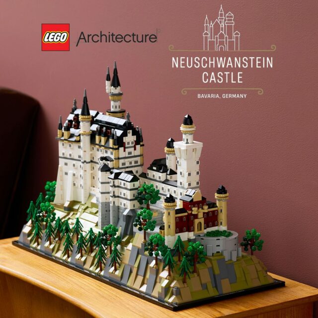 LEGO Architecture 21063 Neuschwanstein Castle
