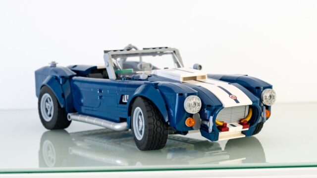 Review LEGO Icons 10357 Shelby Cobra 427 S/C