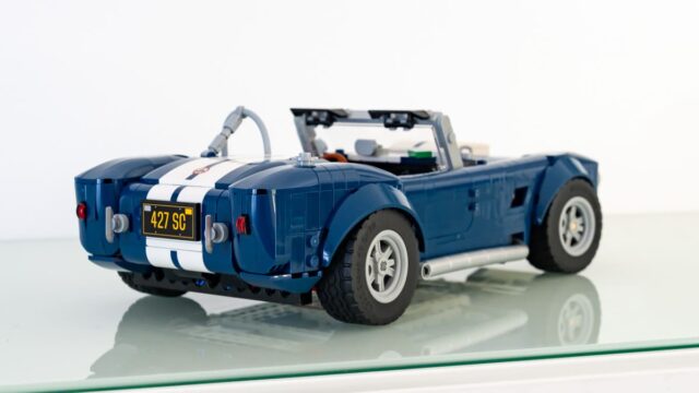 Review LEGO Icons 10357 Shelby Cobra 427 S/C