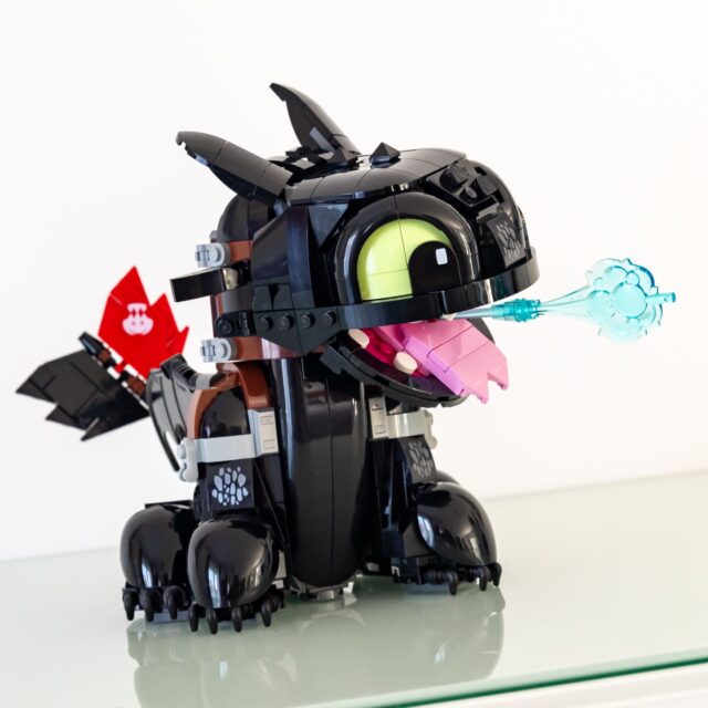 Review LEGO Icons 10375 How to Train Your Dragon Toothless : le test de Krokmou !