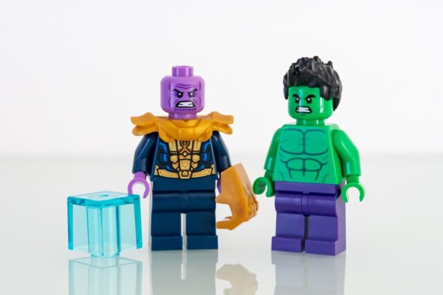 Review LEGO Marvel 76312 The Hulk Truck vs. Thanos