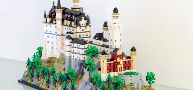 Review LEGO Architecture 21063 Neuschwanstein Castle