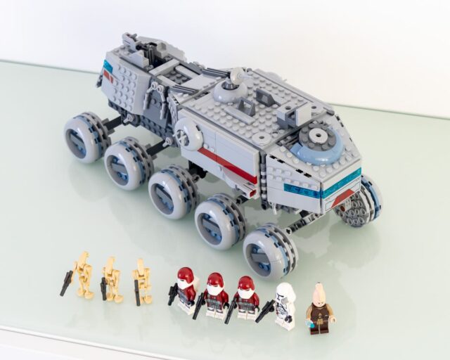 Review LEGO Star Wars 75413 Republic Juggernaut