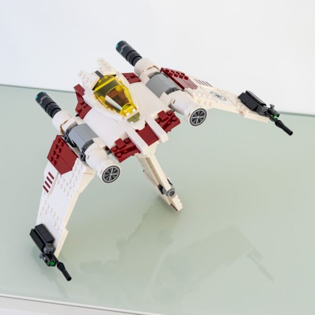 Review LEGO Star Wars 75432 V-19 Torrent Starfighter