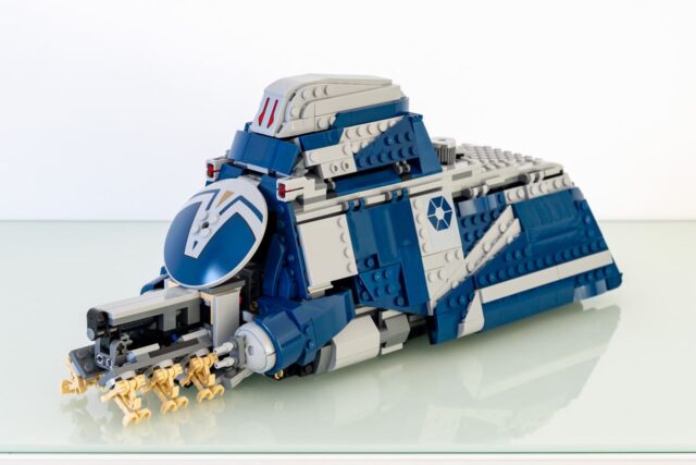 Review LEGO Star Wars 75435 Battle of Felucia Separatist MTT