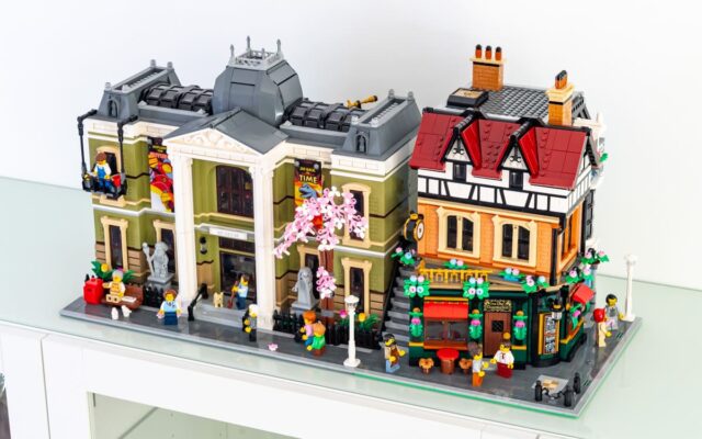 Review LEGO Icons 10350 10326
