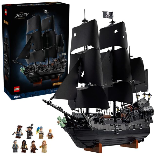 LEGO Icons 10365 Captain Jack Sparrow's Pirate Ship : le Black Pearl