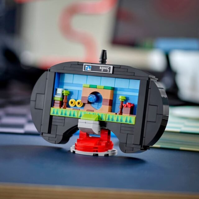 LEGO Sonic the Hedgehog 40769 SEGA Genesis Controller