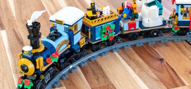 Review LEGO Icons 10361 Holiday Express Train (Winter Village 2025)